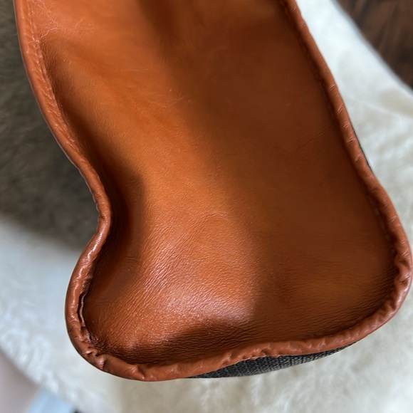 Vintage Bally XL Tote - Picture 8 of 9